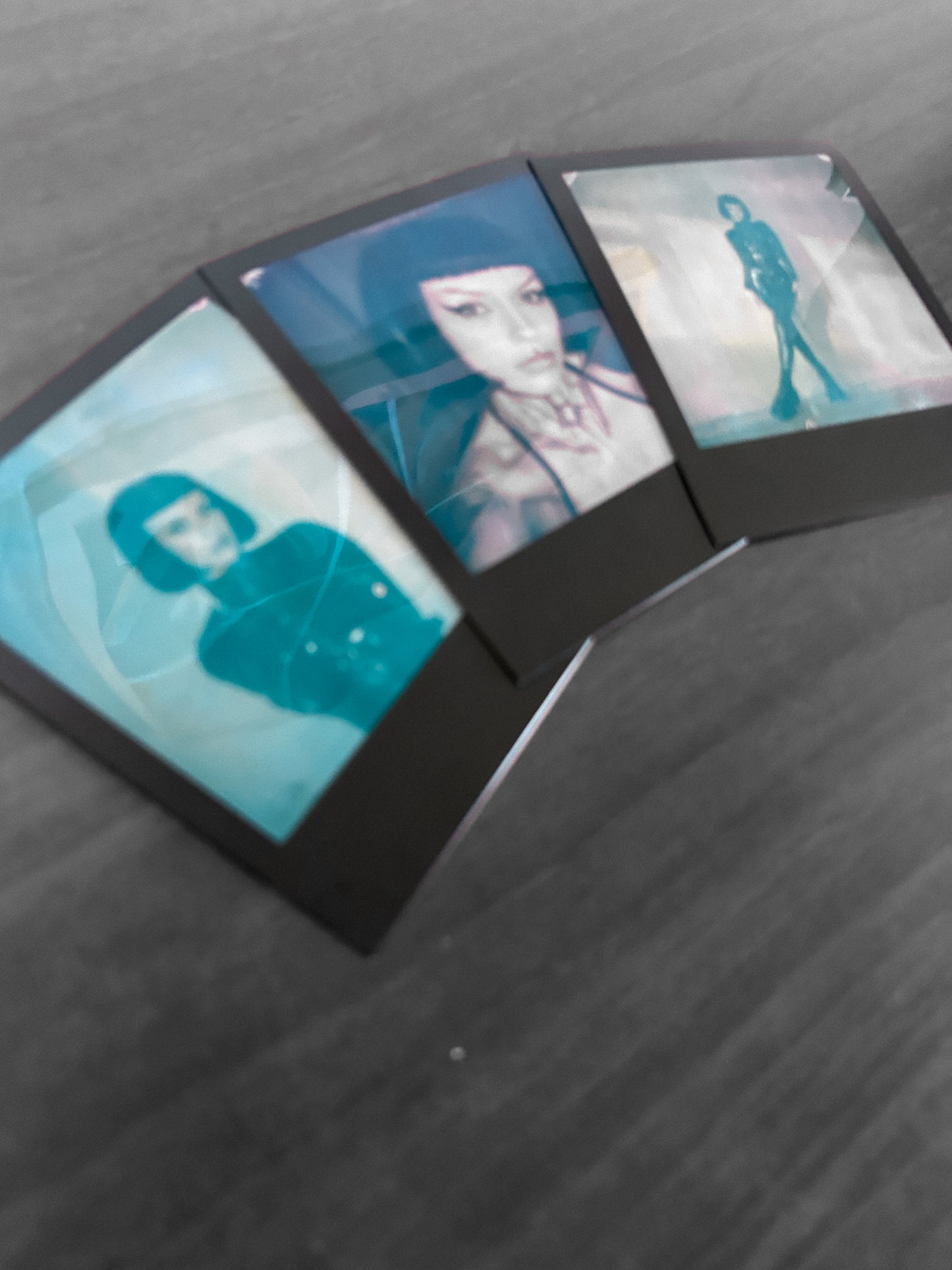 POLAROIDS