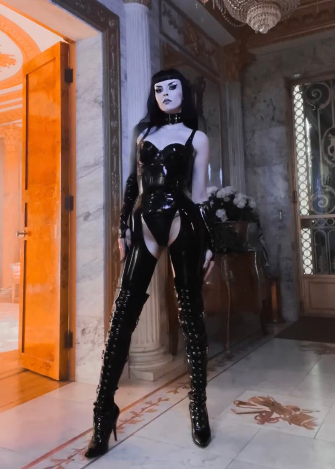 Latex Chaps