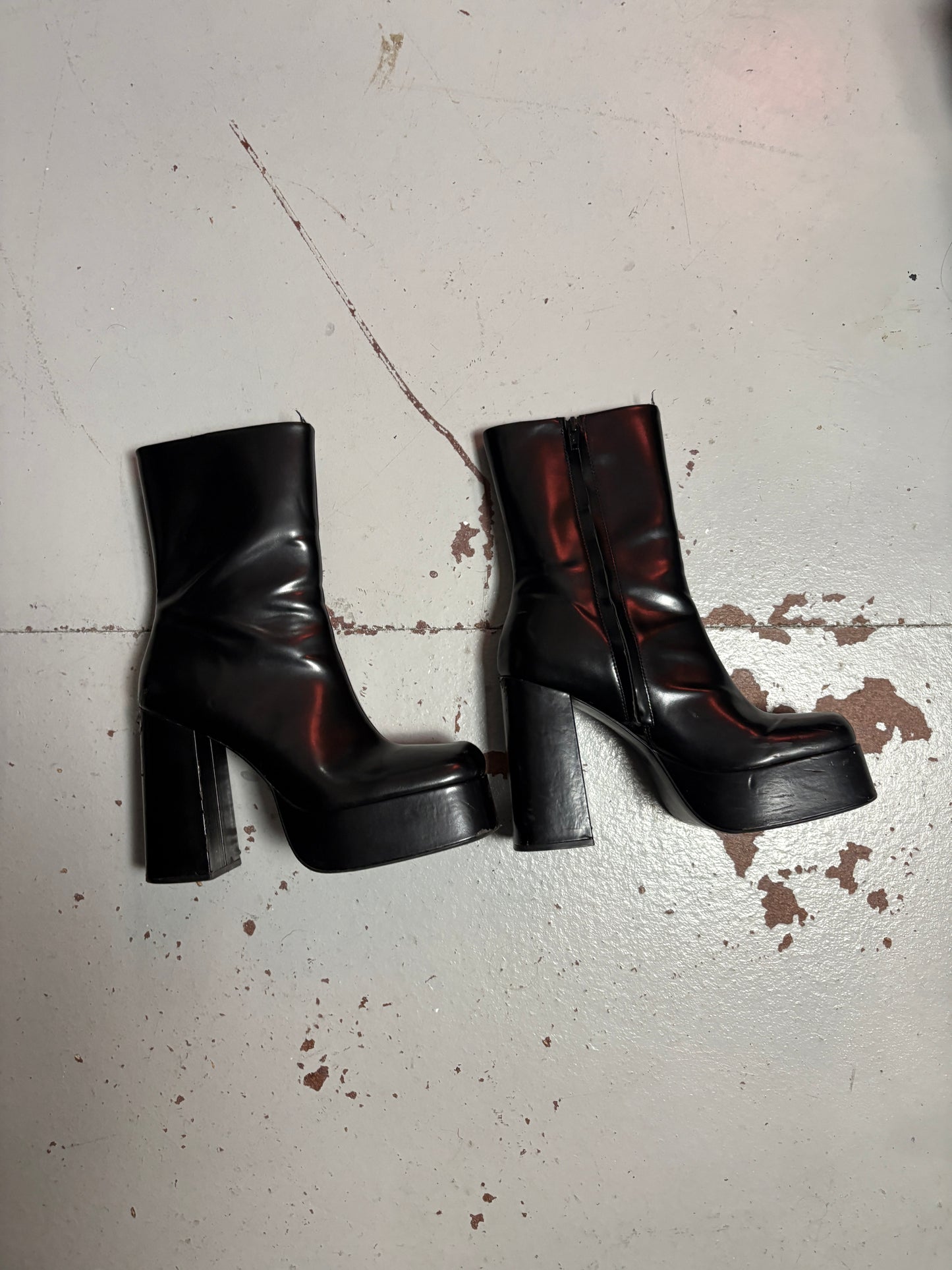 Winter 2023 Tour Ankle Boots