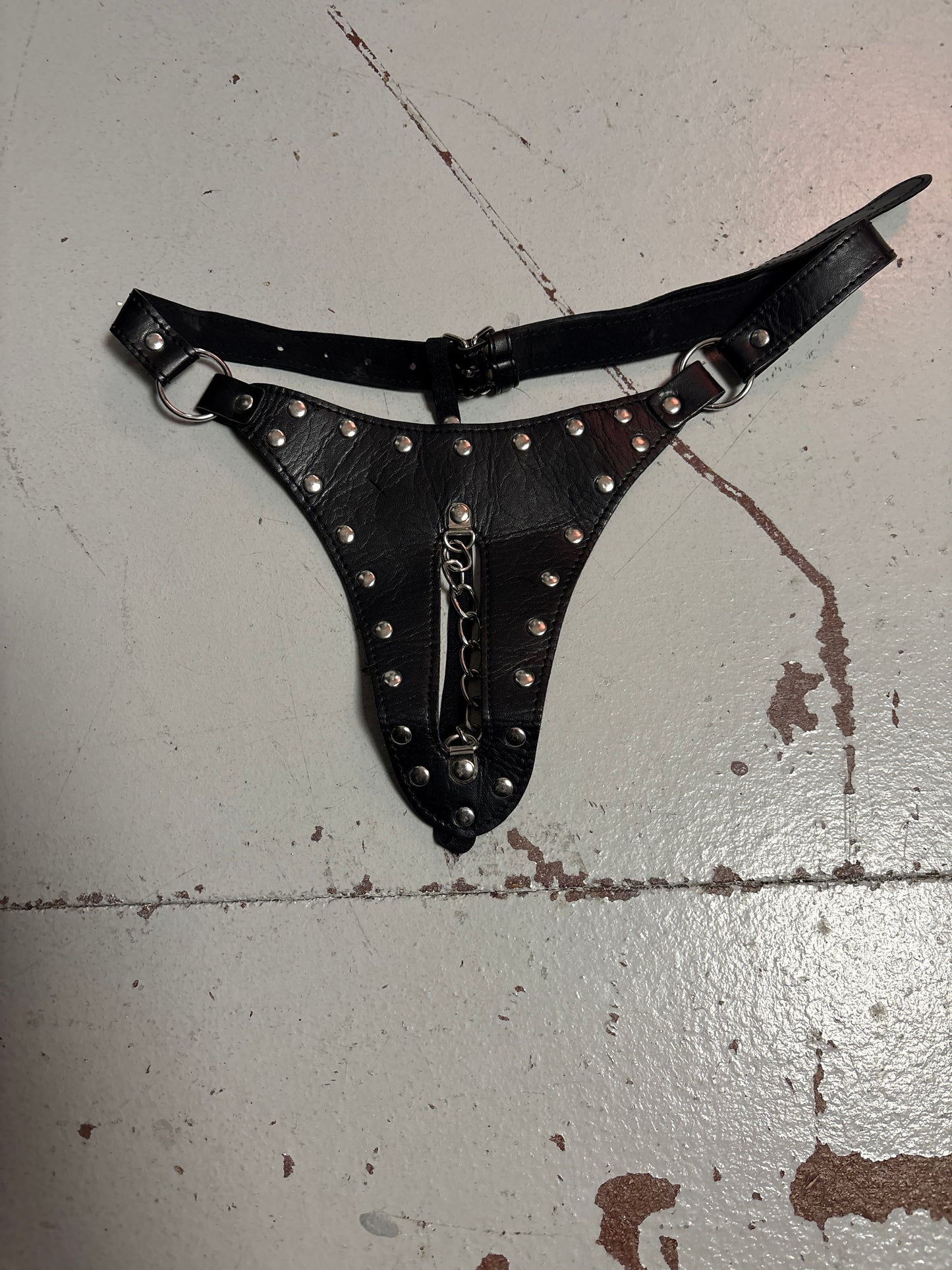 Leather Chain Thong