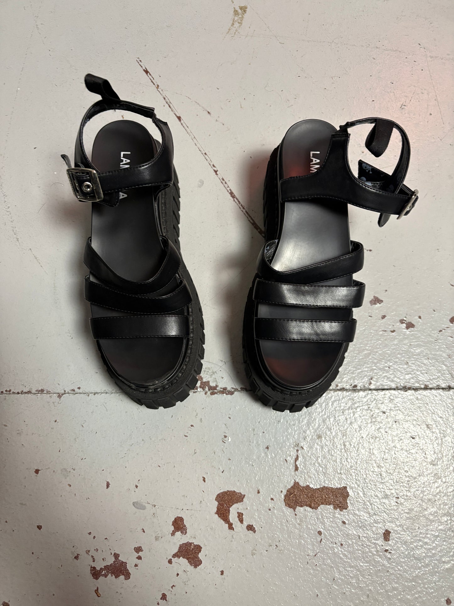 La Moda Platform Sandal